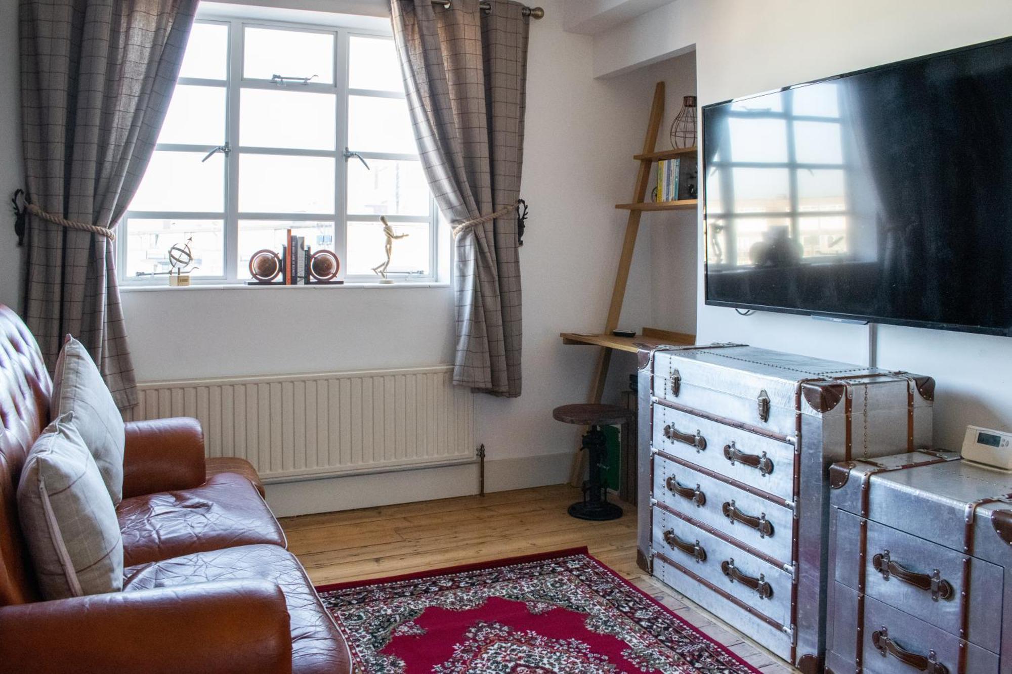 Appartamento Beautifully Decorated Contemporary 2 Bedroom Flat