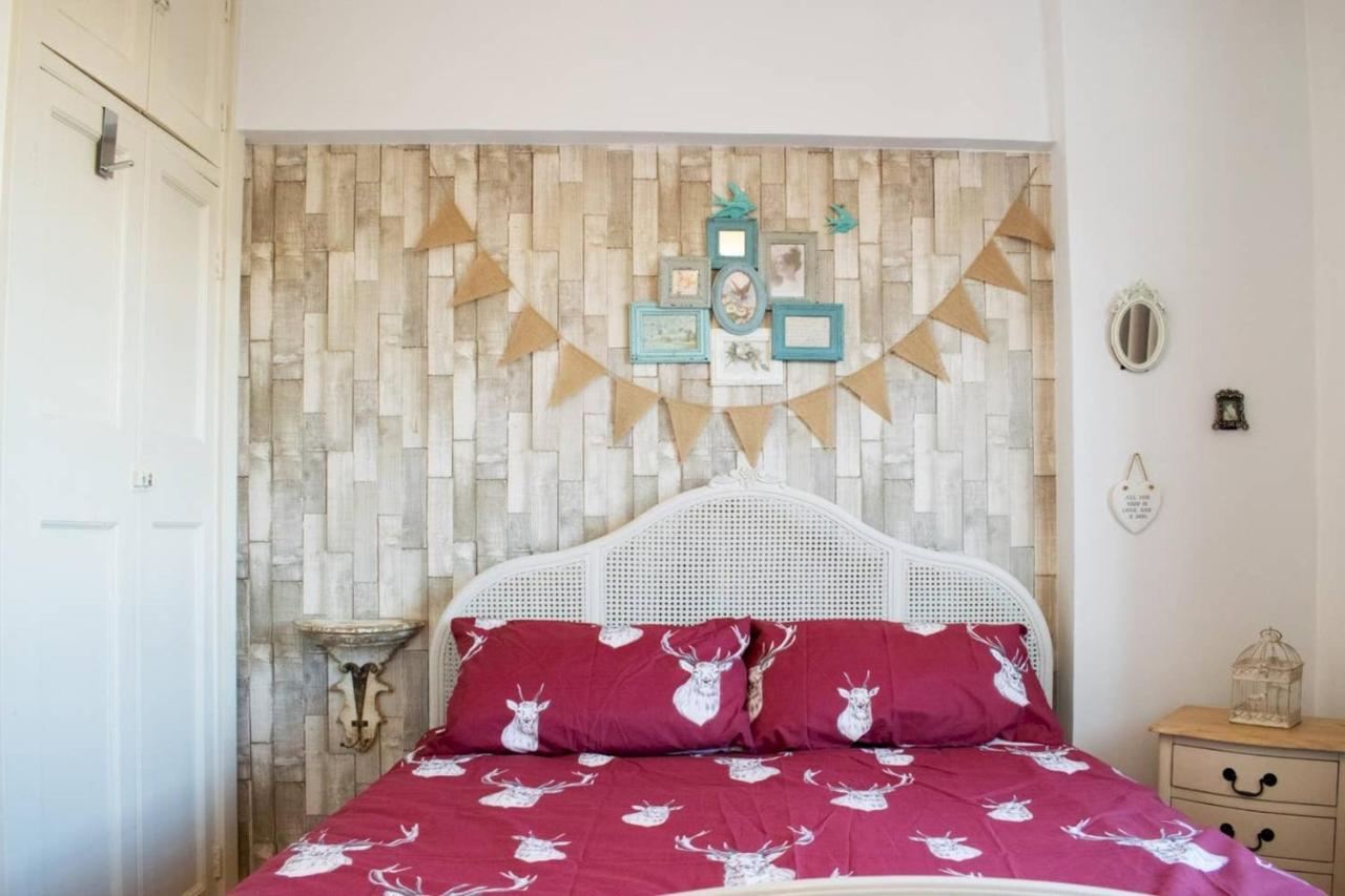 Appartement Beautifully Decorated Contemporary 2 Bedroom Flat *
